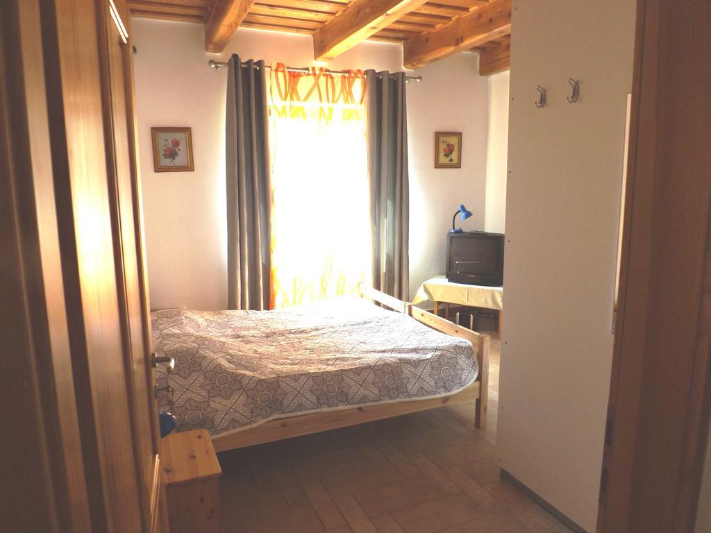 Napos Vendeghaz Hotel Gyor Bagian luar foto