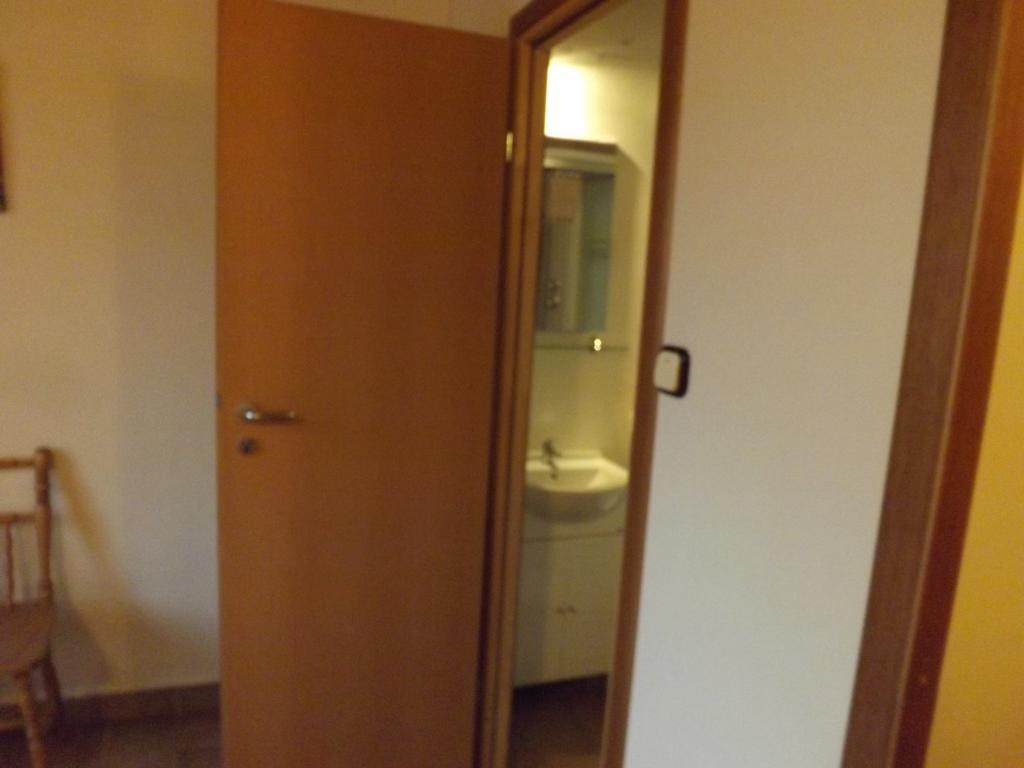 Napos Vendeghaz Hotel Gyor Bagian luar foto