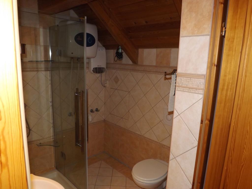Napos Vendeghaz Hotel Gyor Bagian luar foto